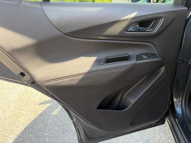 Used 2023 Chevrolet Equinox RS AWD/4WD image 27