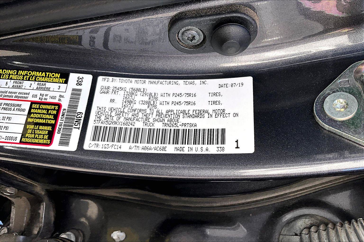 Certified 2019 Toyota Tacoma SR5 image 34