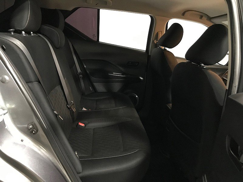 Used 2022 Nissan Kicks S FWD image 20