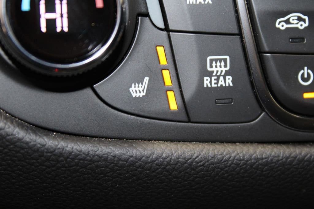 Used 2024 Chevrolet Equinox RS w/ RS Leather Package image 49