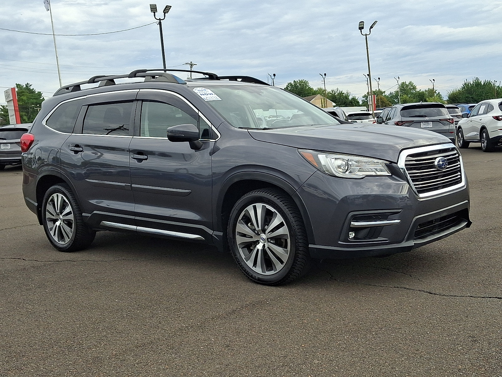 Used 2020 Subaru Ascent Limited w/ Technology Package AWD/4WD image 3