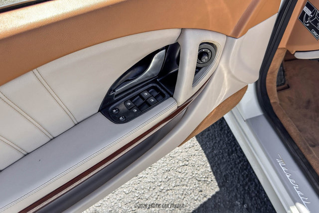Used 2011 Maserati Quattroporte S RWD image 41