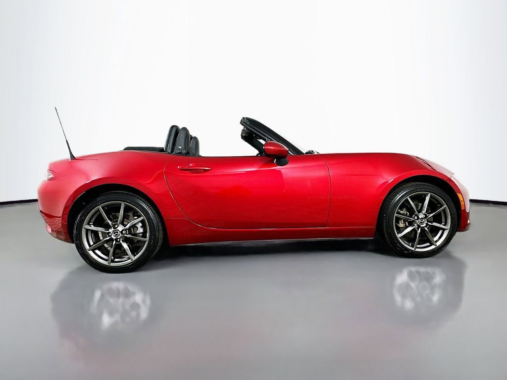 Used 2016 MAZDA MX-5 Miata Grand Touring image 9