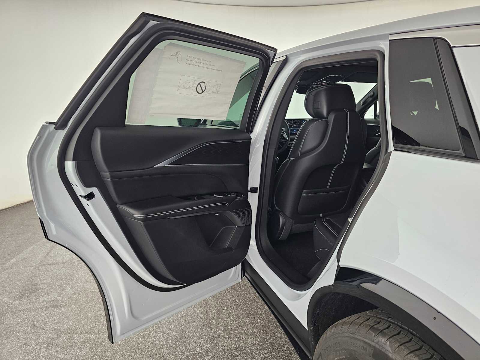 New 2026 Cadillac Lyriq Luxury w/ LPO, Floor Liner Package image 15