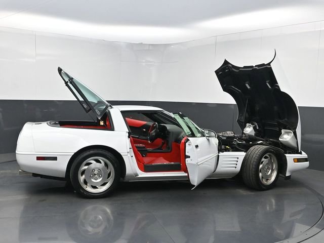 Used 1994 Chevrolet Corvette Coupe image 35