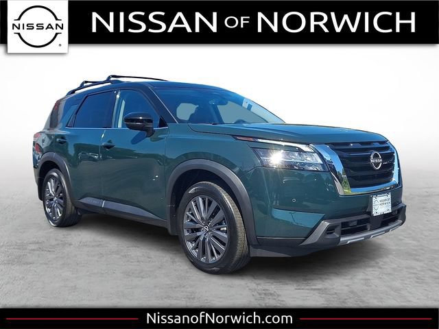 Used 2024 Nissan Pathfinder SL w/ SL Premium Package