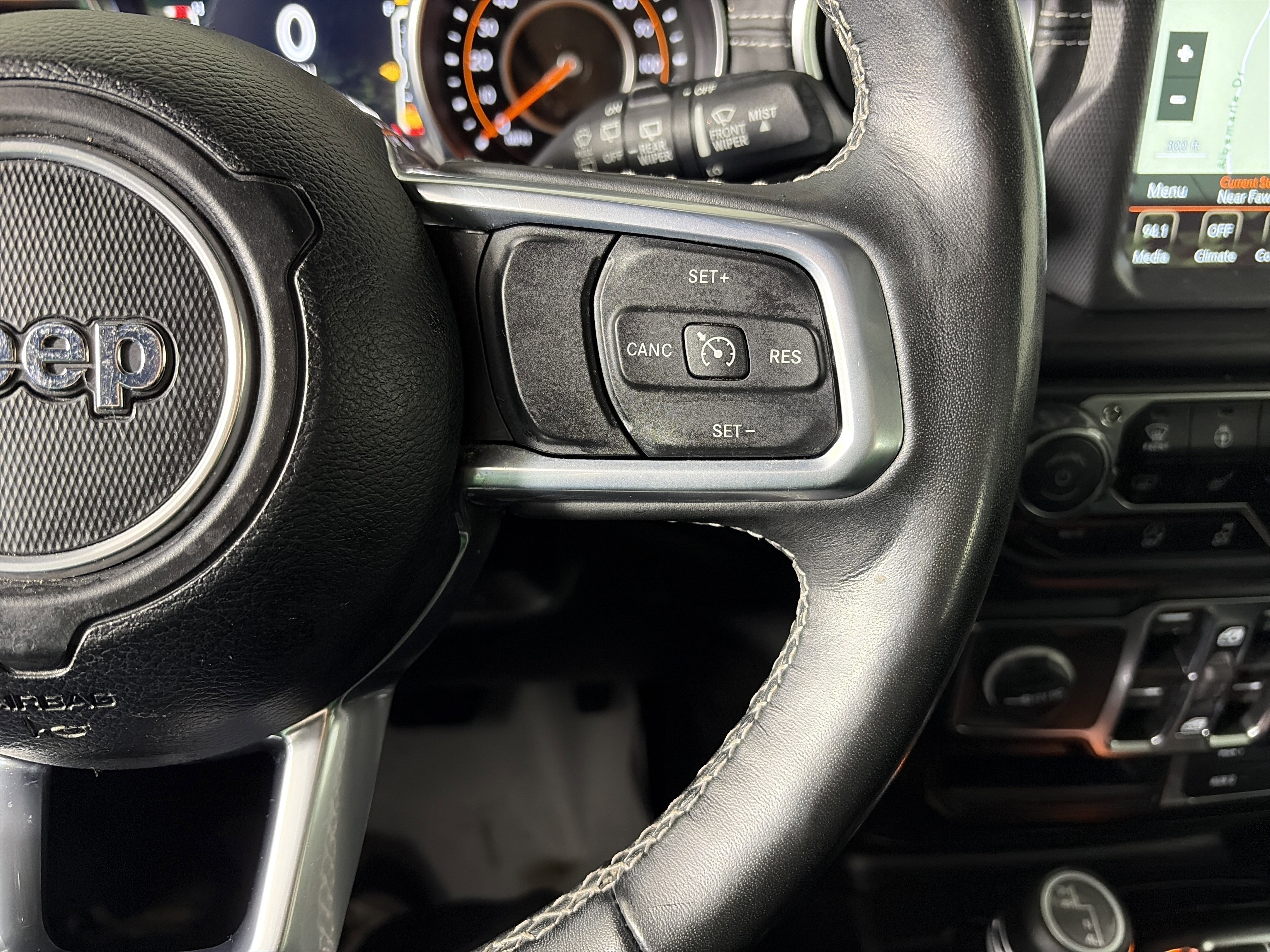 Used 2022 Jeep Wrangler Unlimited Sahara w/ Cold Weather Group image 17