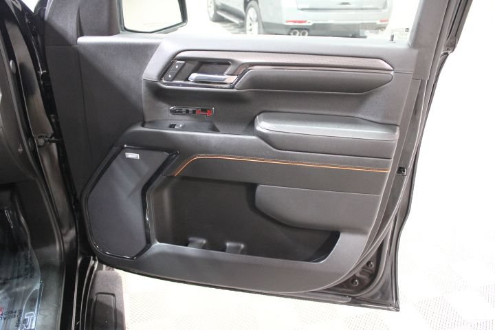 Used 2024 GMC Sierra 1500 AT4 w/ Technology Package AWD/4WD image 25