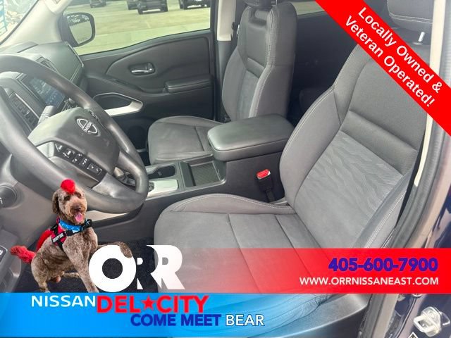Used 2023 Nissan Frontier SV w/ Tow Package AWD/4WD image 14
