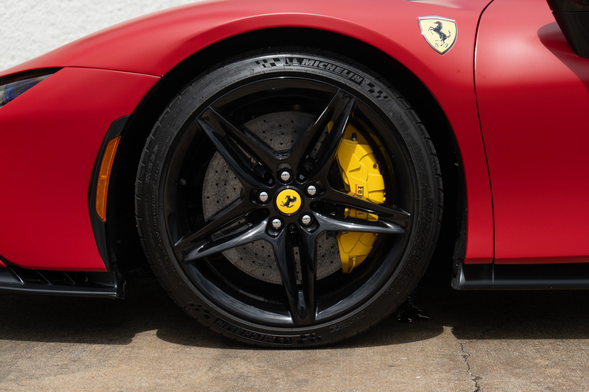 Used 2023 Ferrari SF90 Spider AWD/4WD image 31