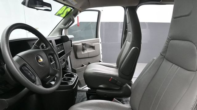Used 2024 Chevrolet Express 3500 LS RWD image 21