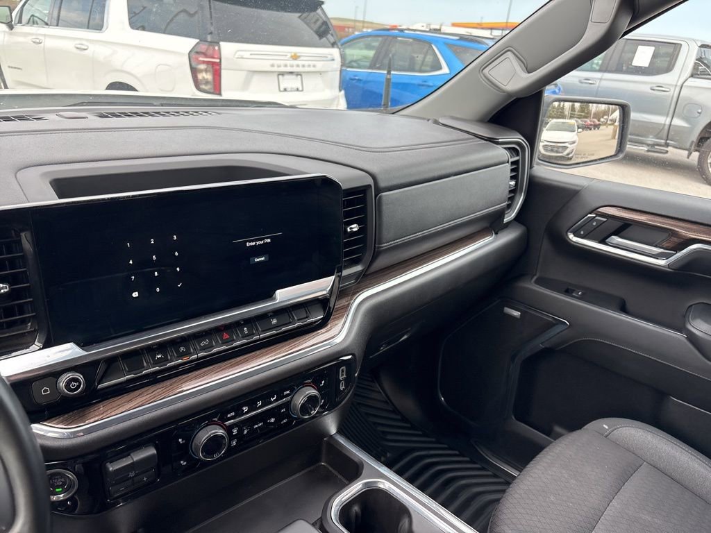 Certified 2024 Chevrolet Silverado 1500 RST w/ Redline Edition image 39