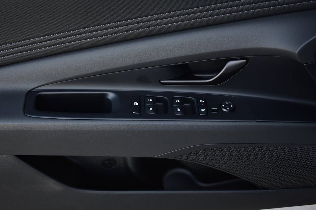 New 2026 Hyundai Elantra Sport image 17