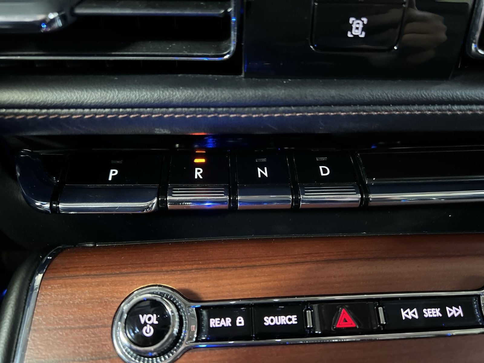 Used 2022 Lincoln Aviator Reserve w/ Elements Package Plus image 22