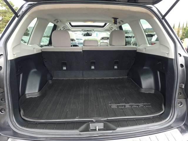Used 2017 Subaru Forester 2.5i Premium w/ All-Weather Package image 25