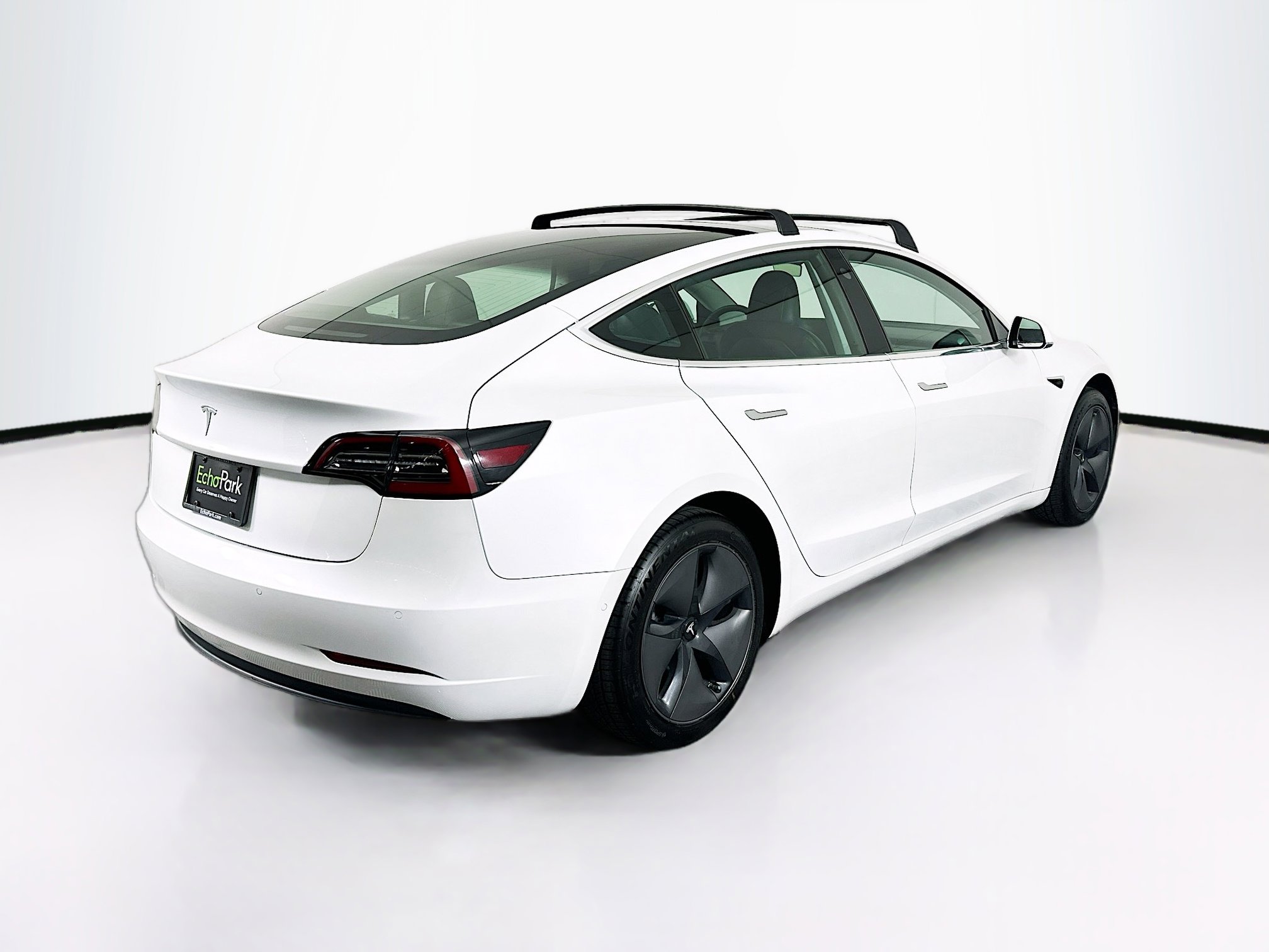 Used 2020 Tesla Model 3 Standard Range Plus image 9