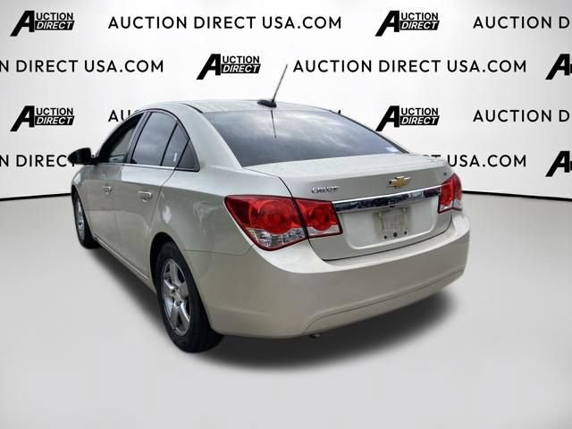 Used 2015 Chevrolet Cruze LT w/ Technology Package FWD image 14