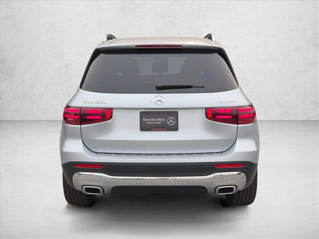 New 2026 Mercedes-Benz GLB 250 4MATIC image 8