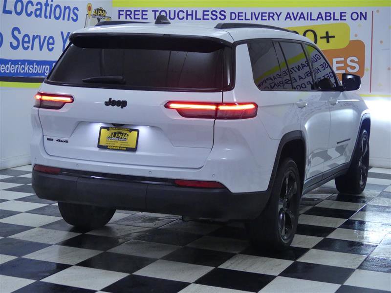 Used 2023 Jeep Grand Cherokee L Laredo image 7