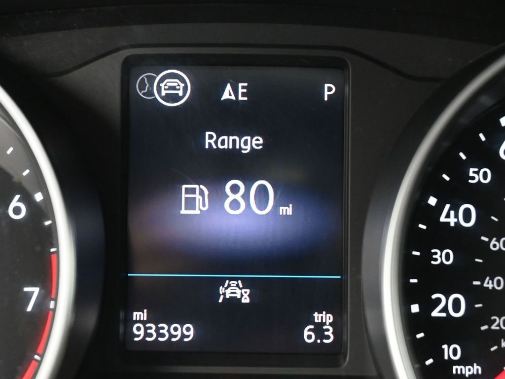 Used 2021 Volkswagen Tiguan SE AWD/4WD image 12