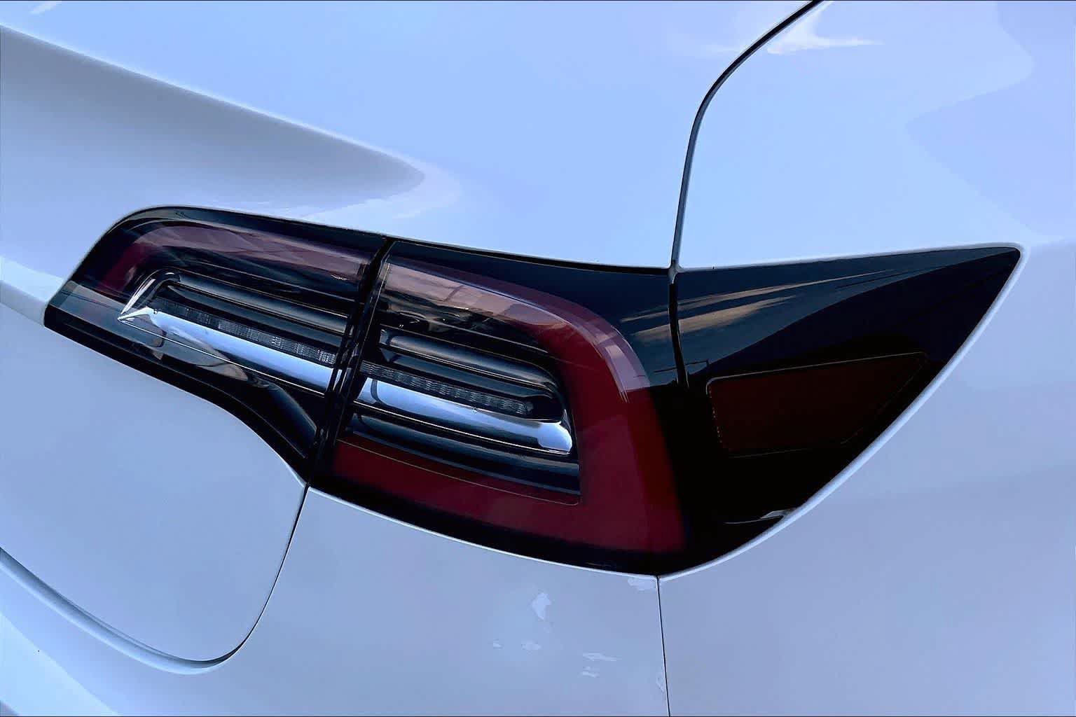 Used 2021 Tesla Model 3 Standard Range Plus RWD image 32