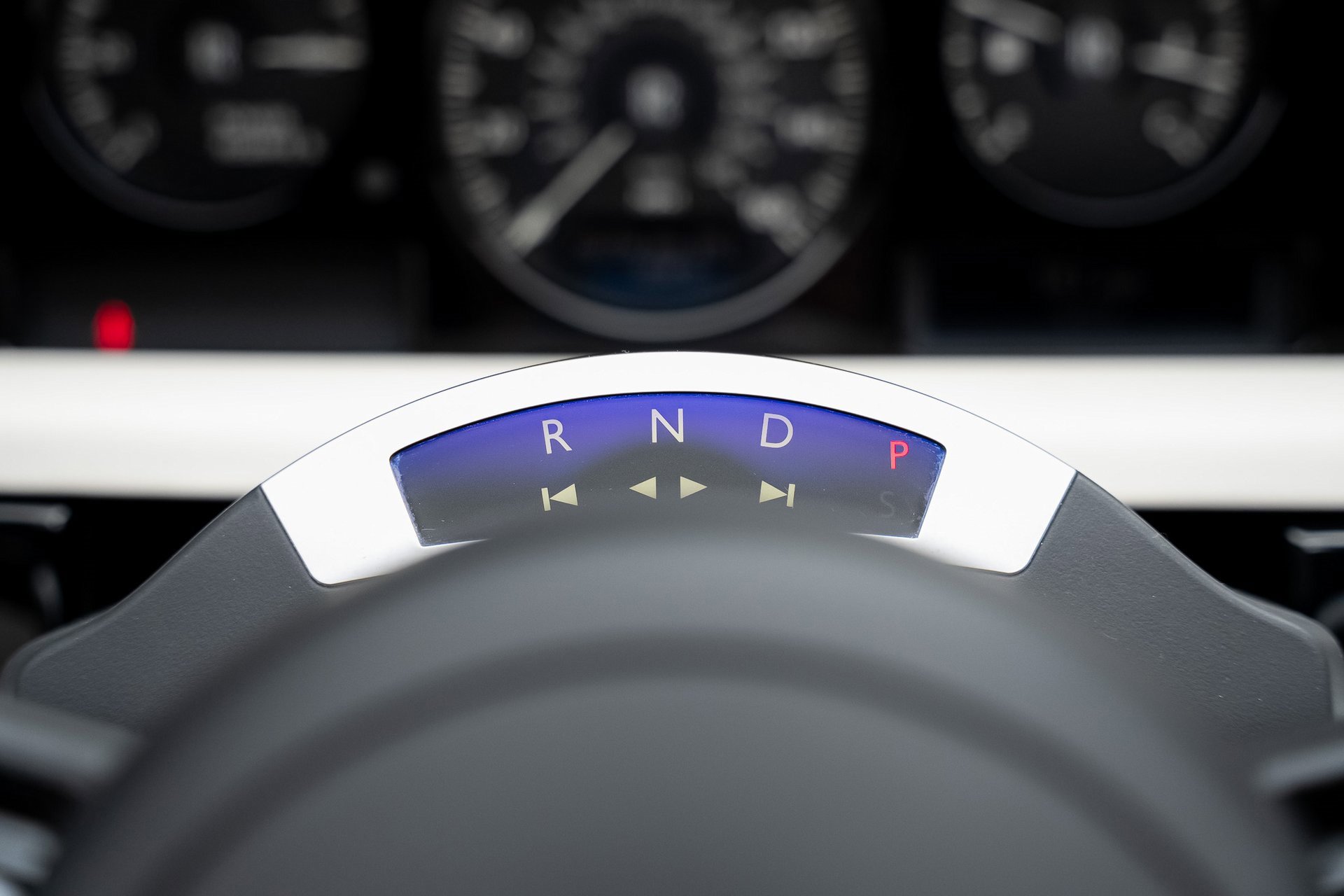 Used 2013 Rolls-Royce Phantom Drophead Coupe image 48