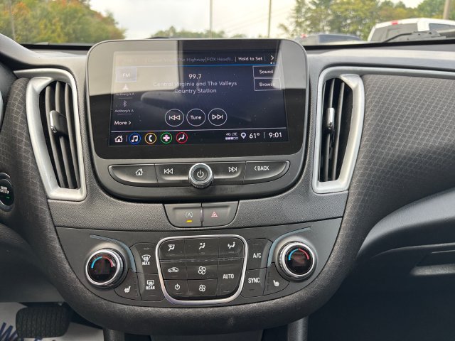 Used 2024 Chevrolet Malibu LT FWD image 20