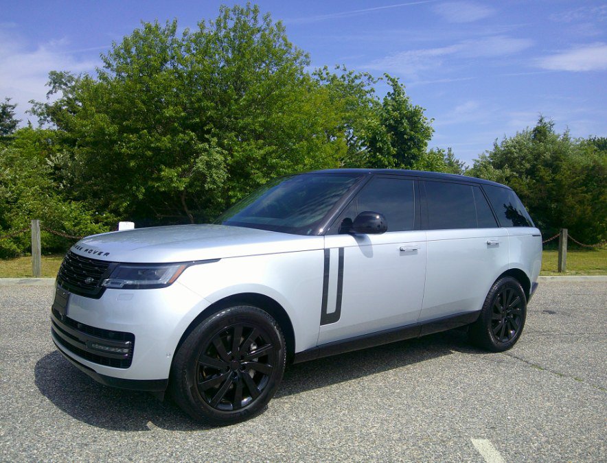 Used 2024 Land Rover Range Rover Long Wheelbase SE AWD/4WD image 11