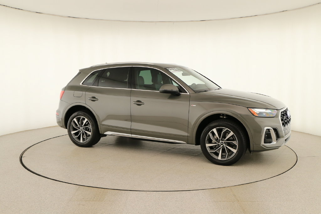 Certified 2024 Audi Q5 2.0T Premium Plus AWD/4WD image 9