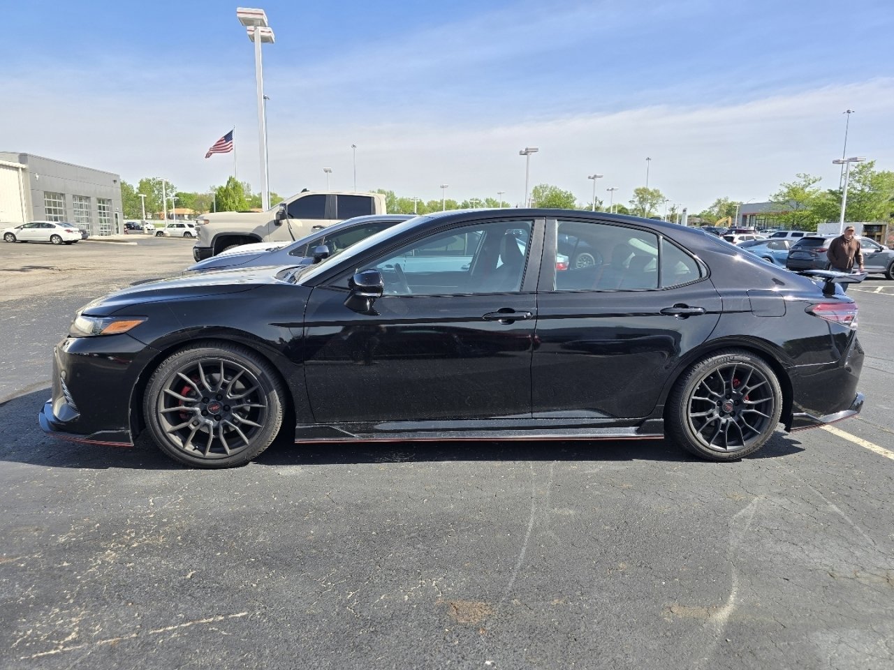 Used 2022 Toyota Camry TRD w/ TRD Package w/JBL Audio FWD image 4