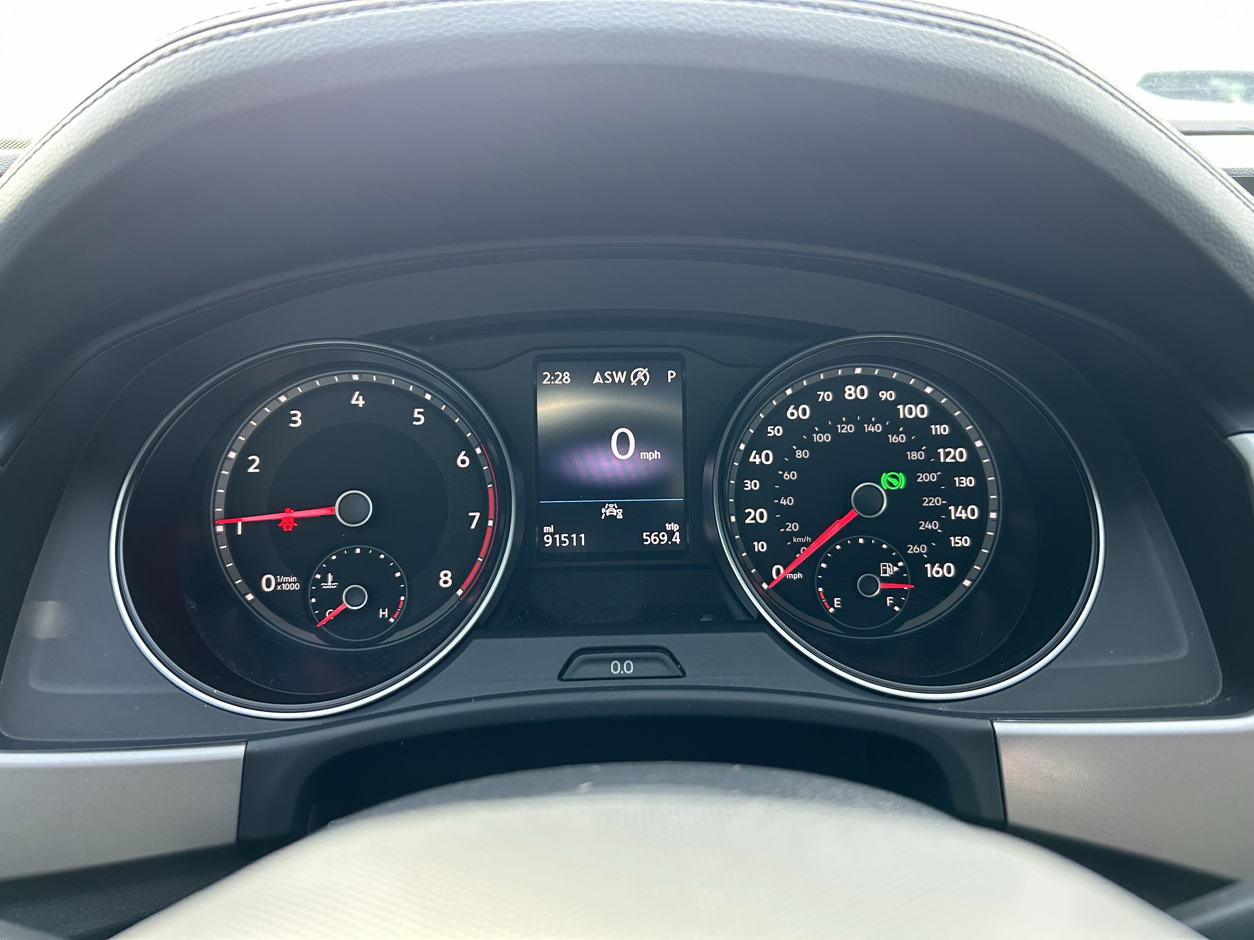 Used 2020 Volkswagen Atlas Cross Sport SE w/ Panoramic Sunroof Package AWD/4WD image 11