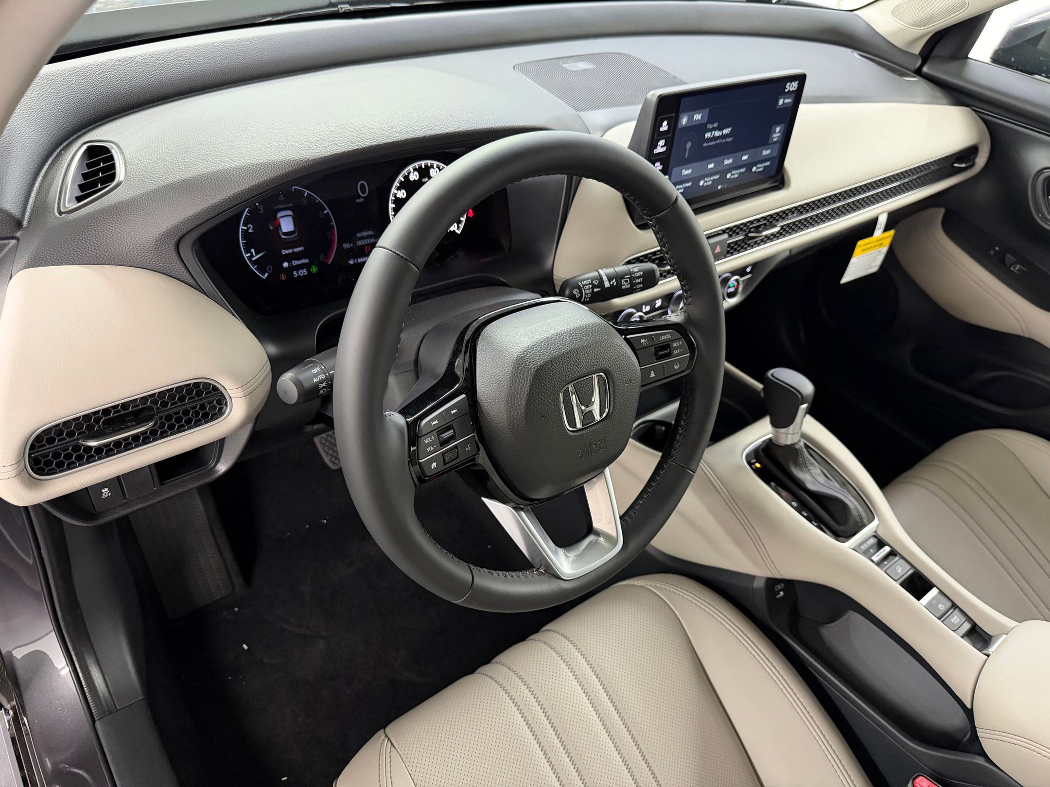 New 2027 Honda HR-V EX-L image 4