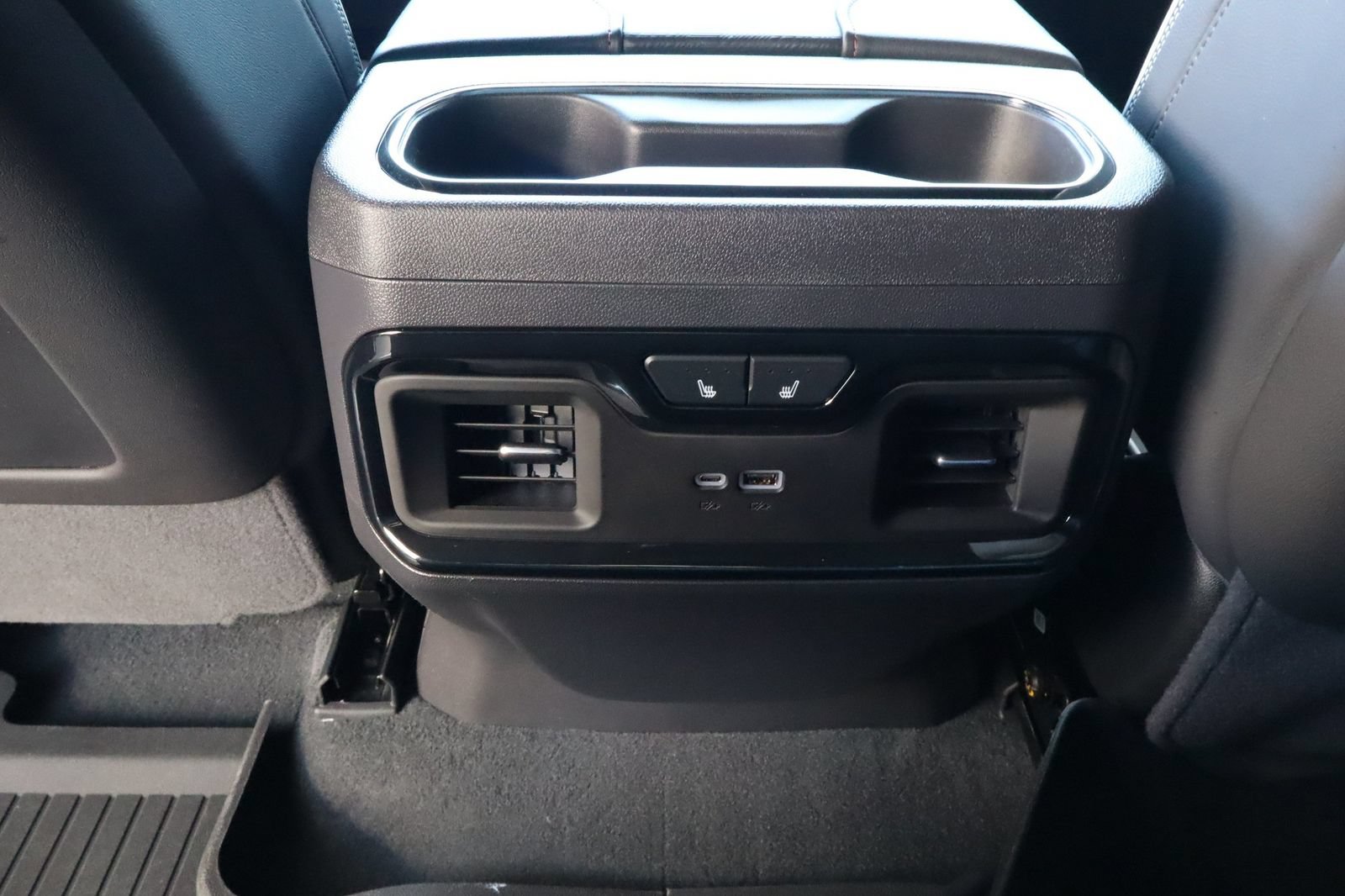 Used 2024 GMC Sierra 1500 AT4X w/ AT4X AEV Edition AWD/4WD image 34