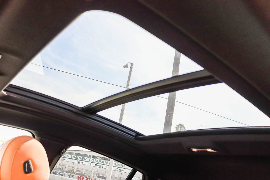 Used 2023 BMW X6 xDrive40i w/ Climate Comfort Package image 28