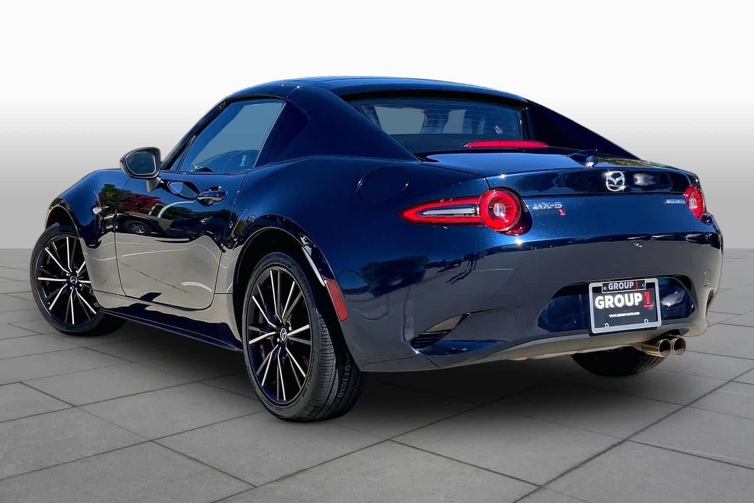Used 2025 MAZDA MX-5 Miata RF Grand Touring RWD image 12
