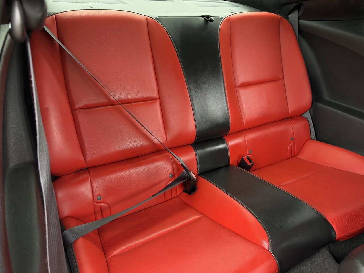 Used 2013 Chevrolet Camaro SS RWD image 28