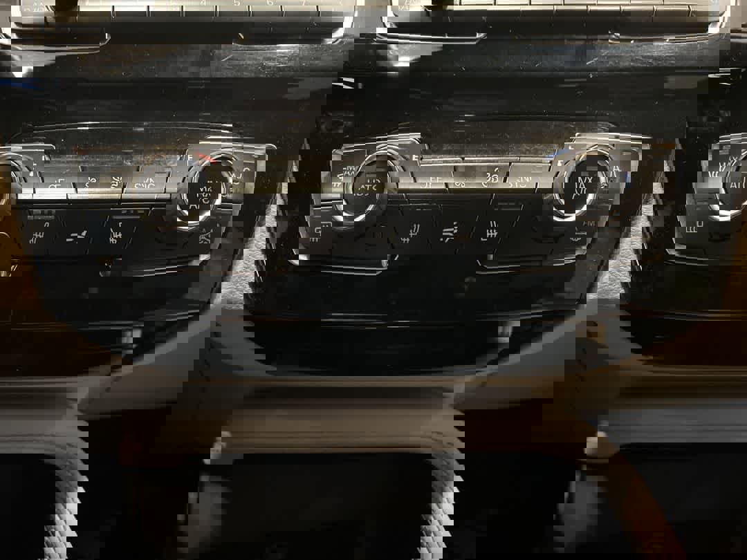 Used 2020 BMW X1 xDrive28i w/ Premium Package image 21