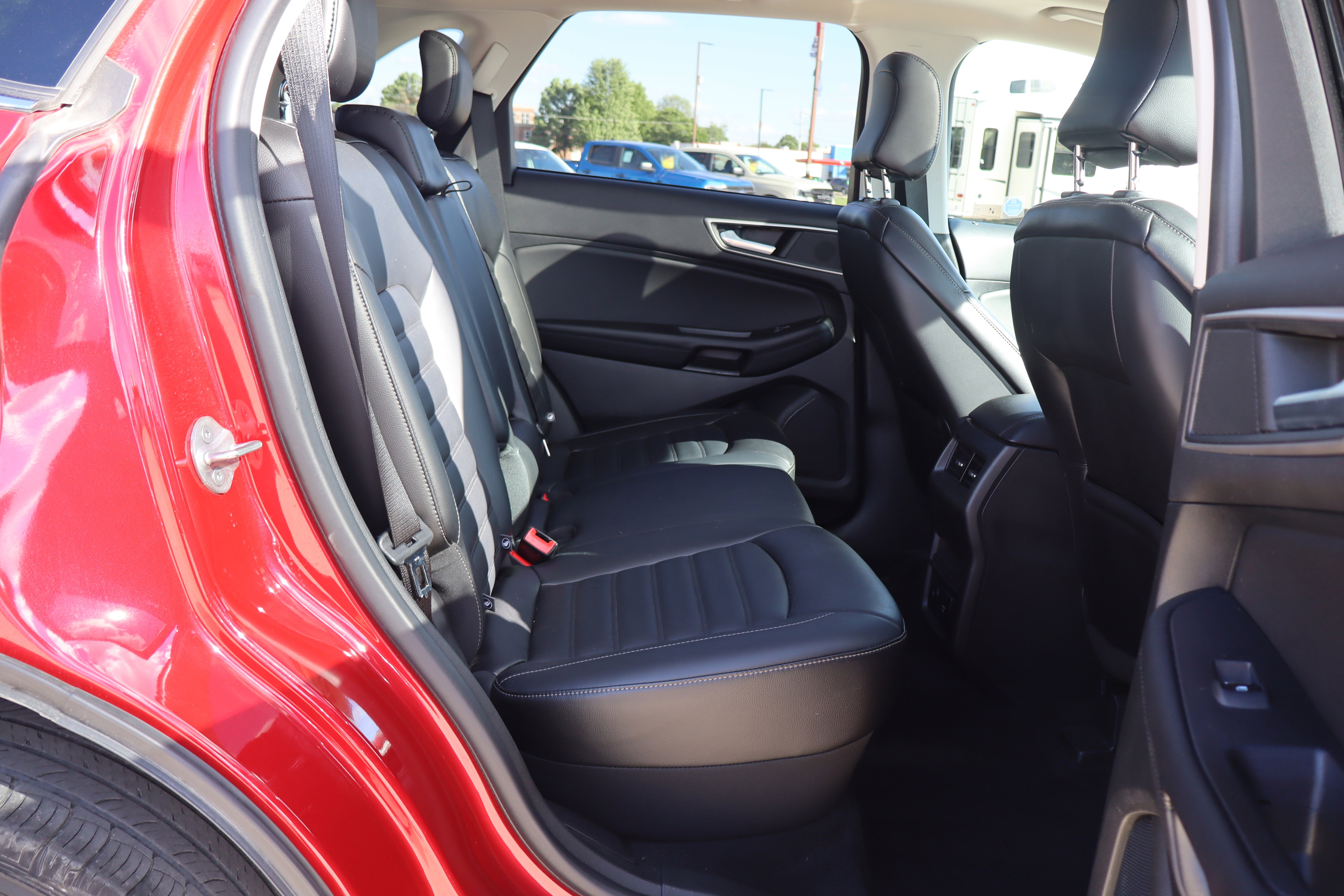 Used 2023 Ford Edge SEL w/ Convenience Package AWD/4WD image 12