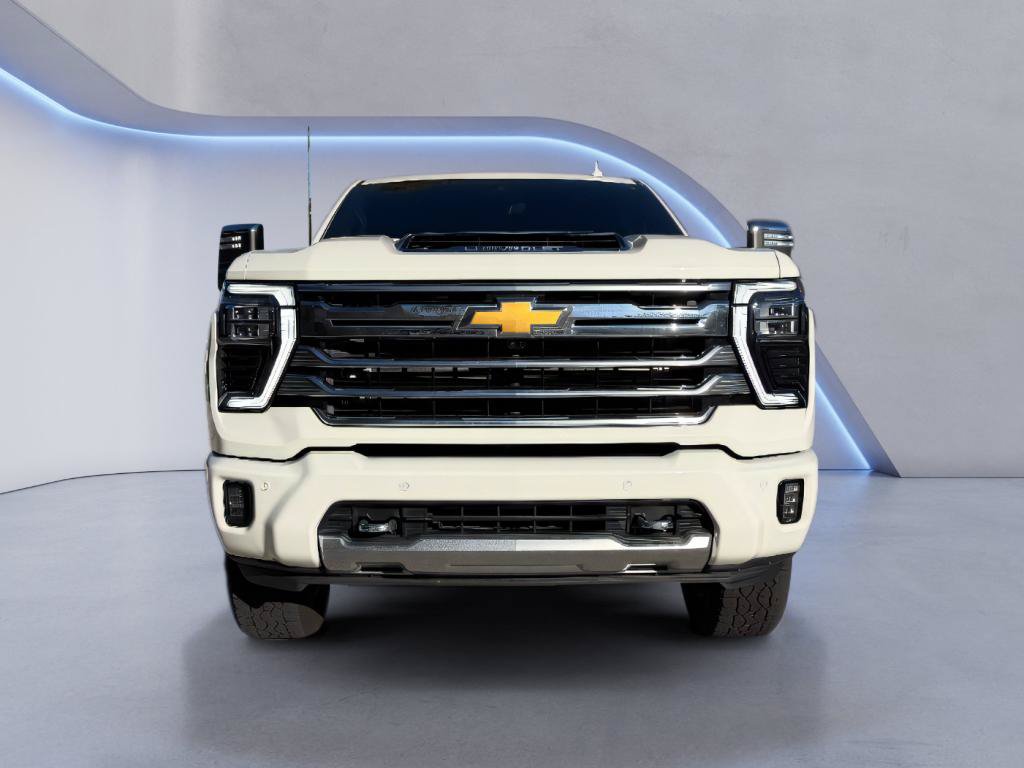 Used 2026 Chevrolet Silverado 3500 High Country w/ High Country Premium Package AWD/4WD image 8
