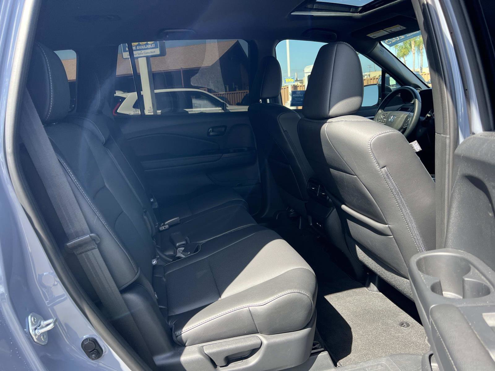 Certified 2025 Honda Passport EX-L image 32