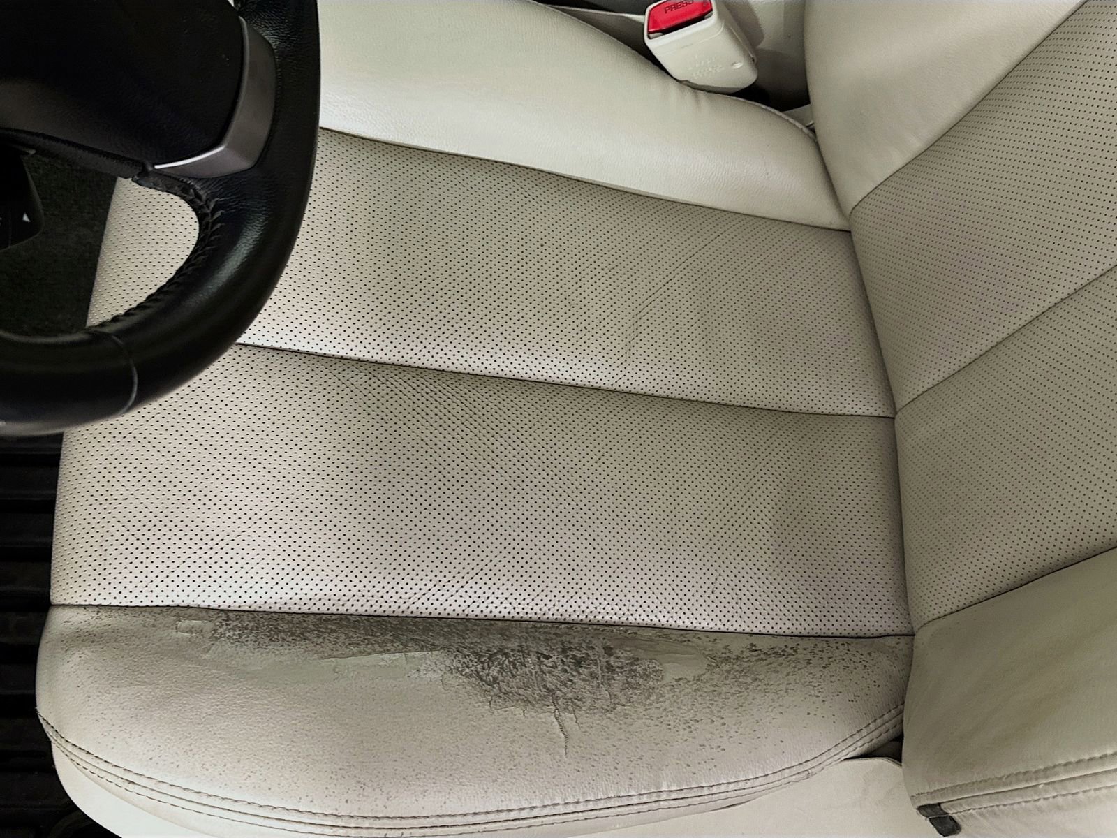 Used 2014 Subaru Outback 3.6R Limited AWD/4WD image 21