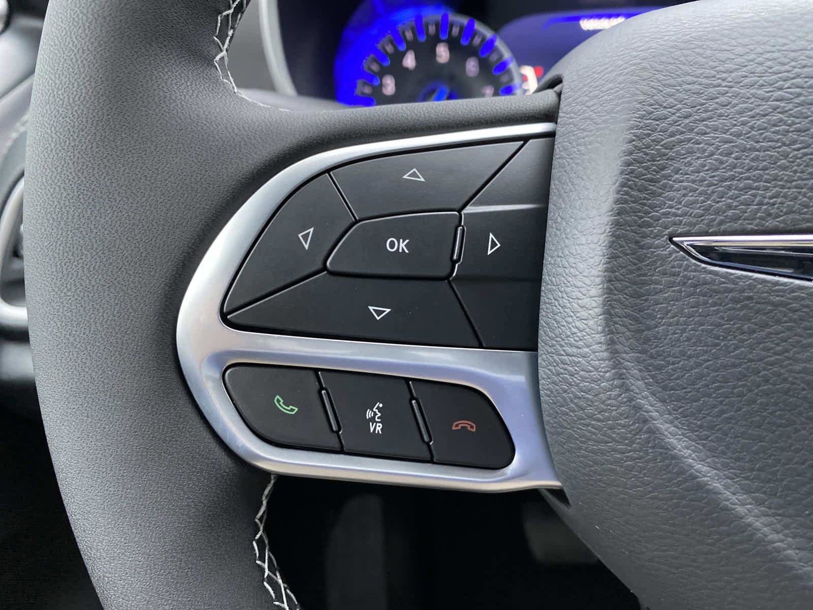 New 2026 Chrysler Pacifica Select FWD image 15