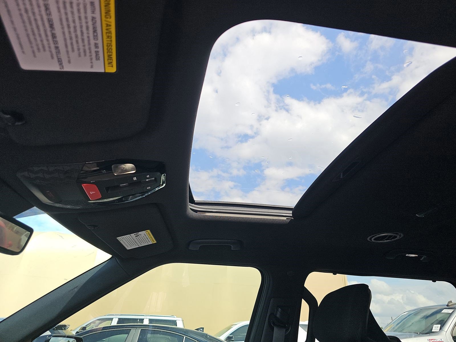 Used 2024 Kia EV9 Land image 20