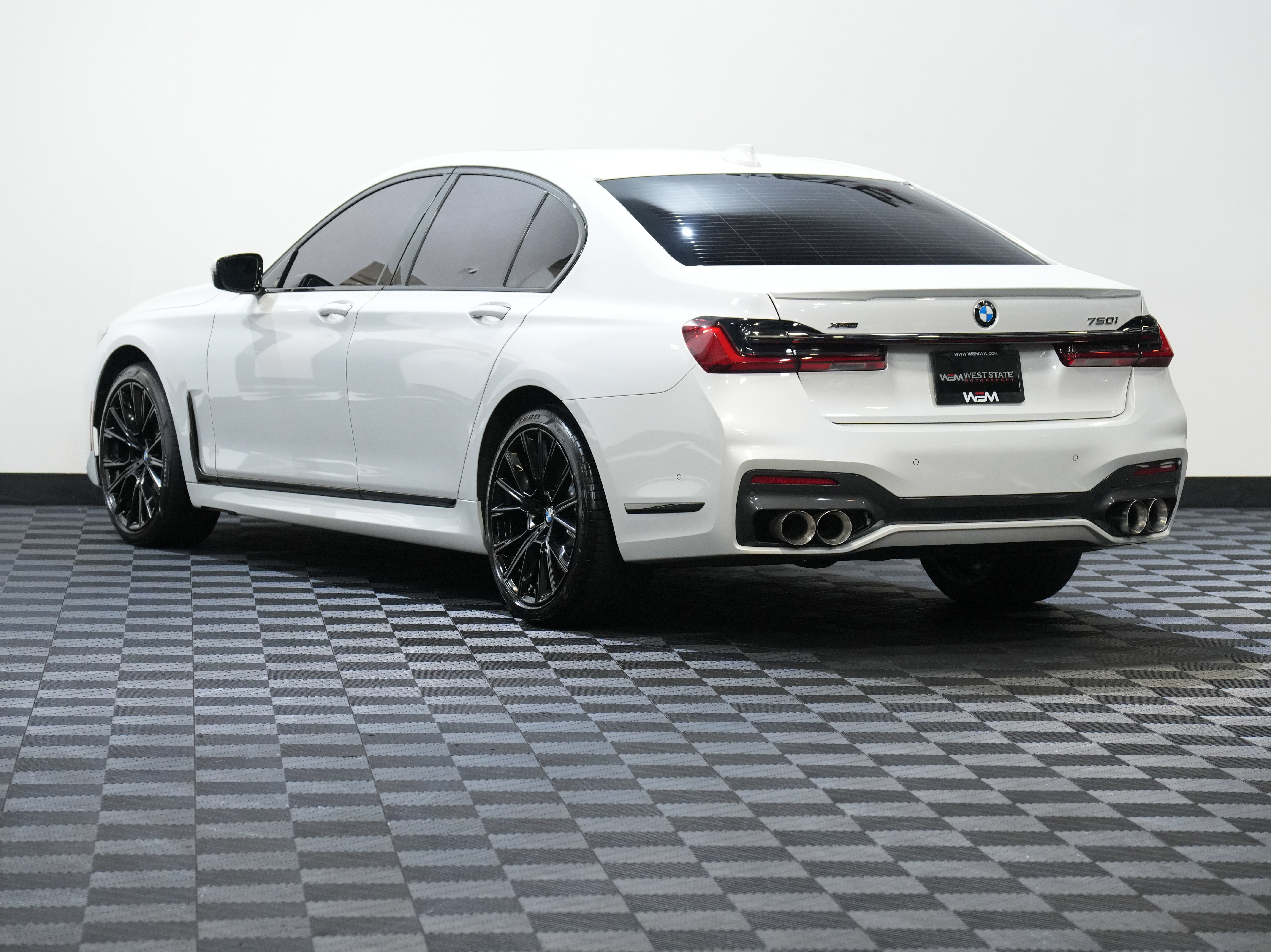 Used 2020 BMW 750i xDrive image 8