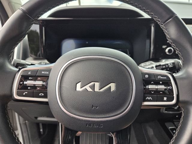 Used 2023 Kia Sorento SX AWD/4WD image 25