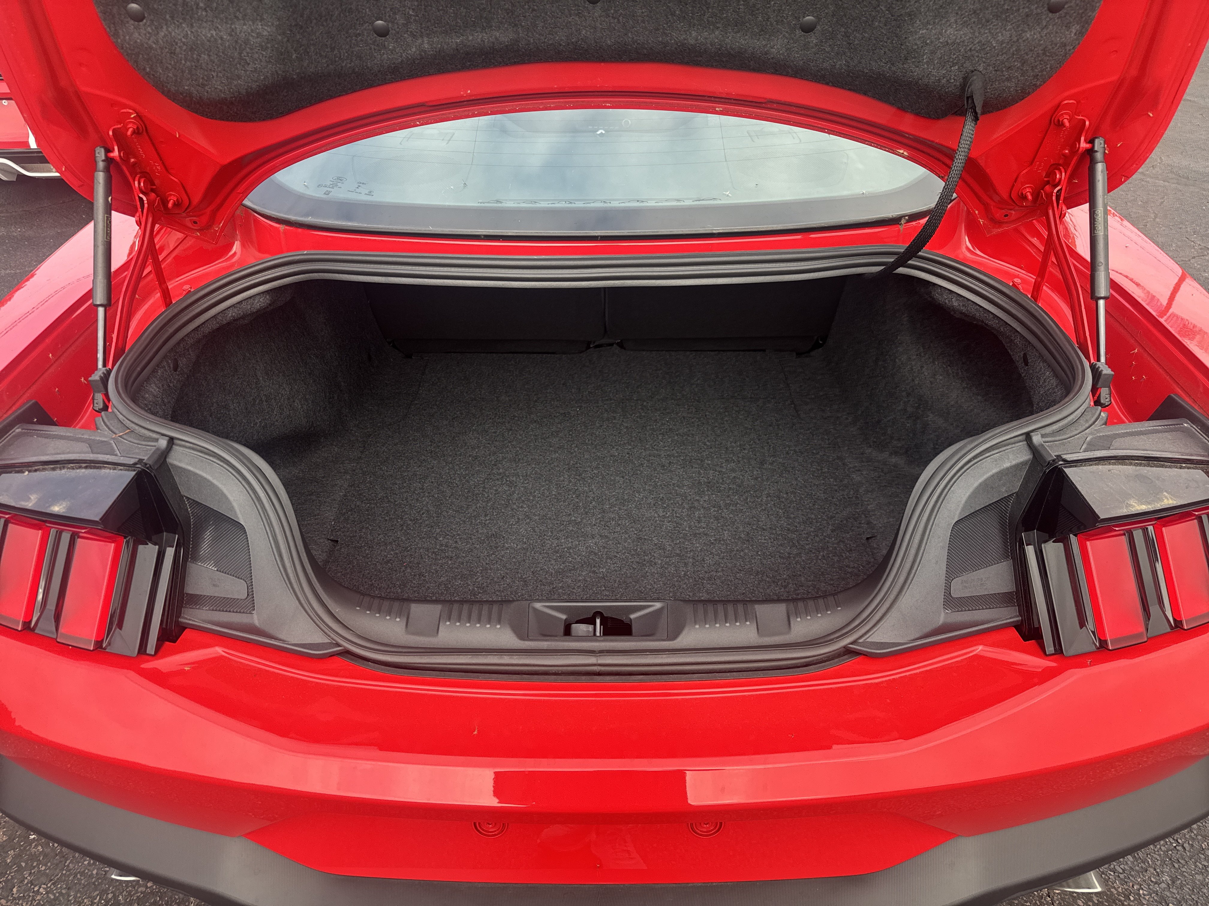 Used 2025 Ford Mustang GT RWD image 7