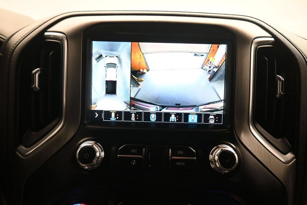 Used 2023 GMC Sierra 2500 Denali w/ Denali Black Diamond Edition AWD/4WD image 22