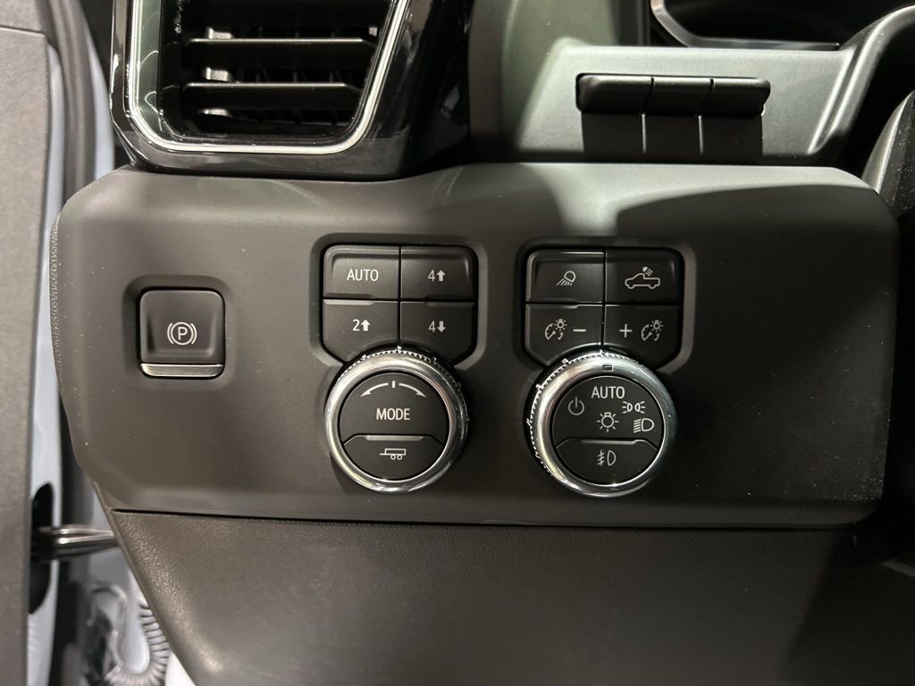 New 2026 GMC Sierra 1500 Denali w/ Technology Package AWD/4WD image 23