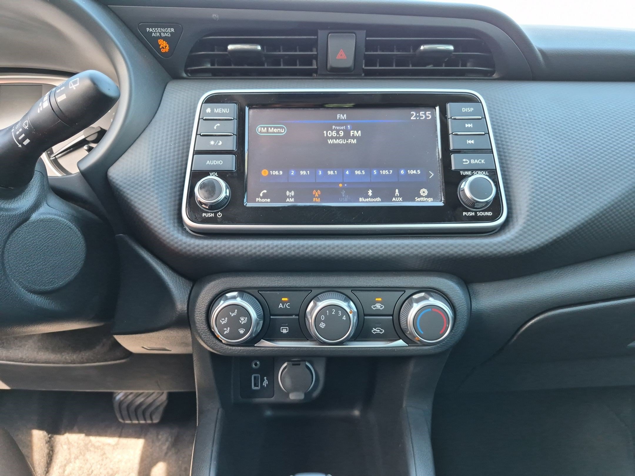 Used 2025 Nissan Kicks Play S FWD image 22