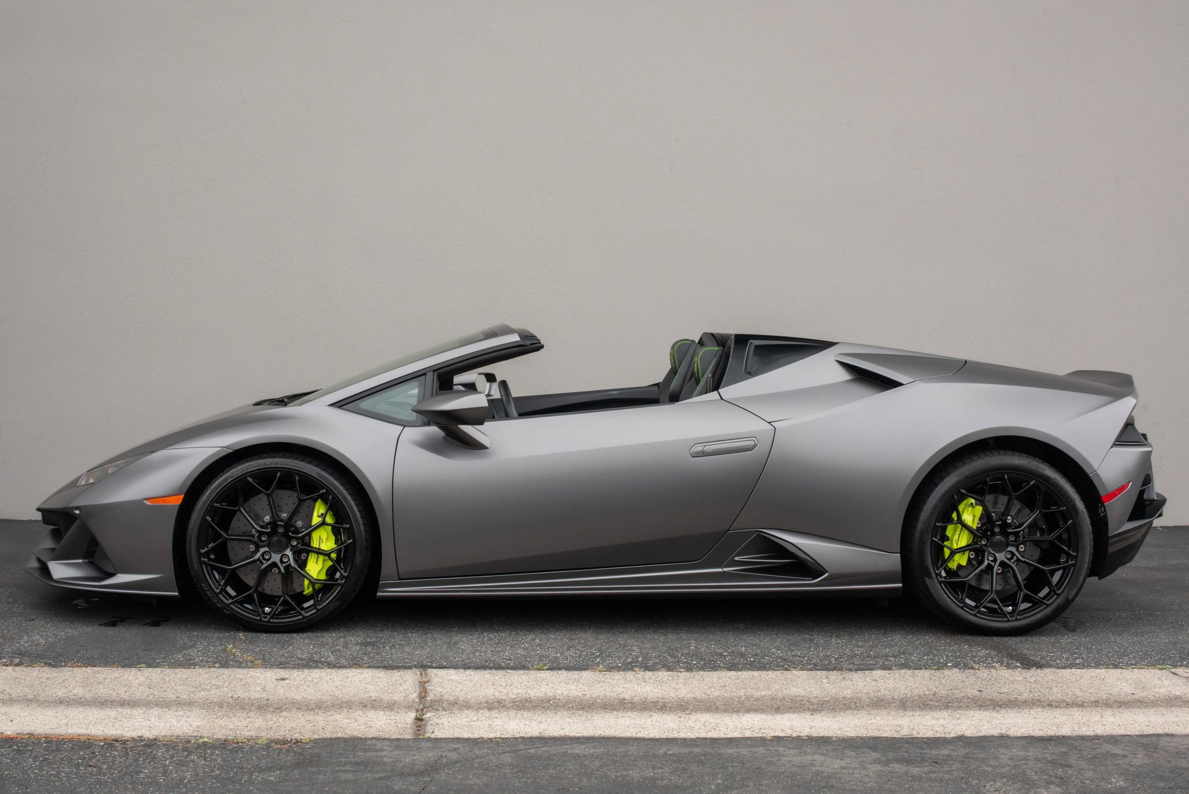 Used 2020 Lamborghini Huracan EVO AWD/4WD image 7